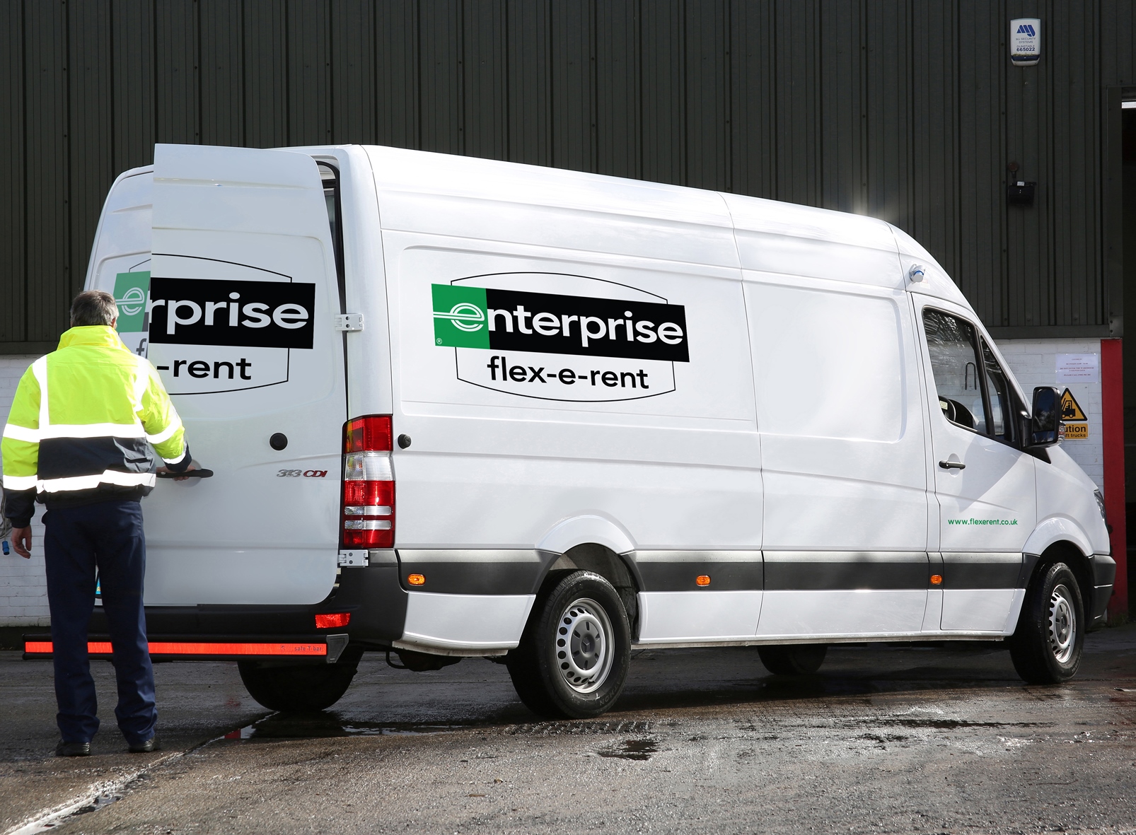 [News] Staffordshire University halves car and van expenditure with Enterprise